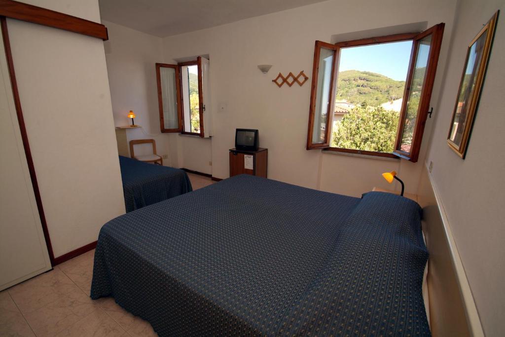 Hotel Anselmi Marciana Marina  Pokoj fotografie